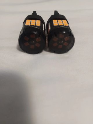 Bombillas LED ambar Intermitentes 7440 (canbus)