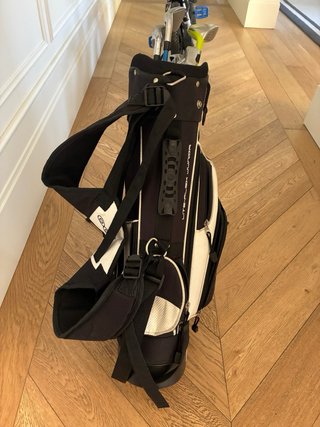 Bolsa de golf junior negra y blanca