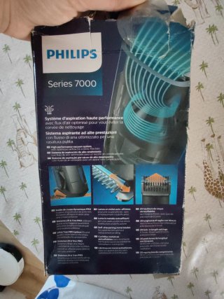 Recortadora de barba Philips Series 7000
