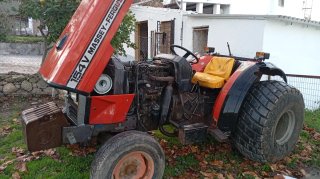 Tractor Massey Ferguson 154V