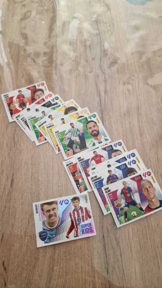Cromos La Liga Ediciones Este 2025-2026