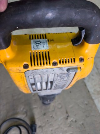 Martillo Percutor Dewalt