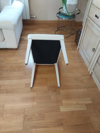 Silla de comedor tela y madera.
