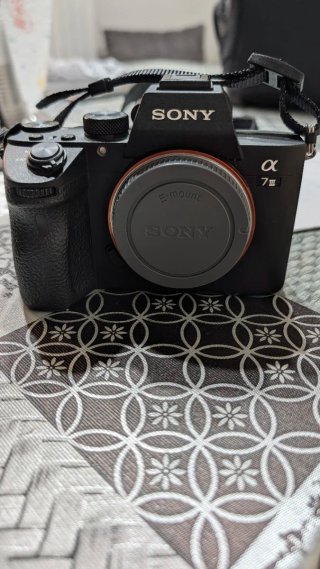 Fotocamera Sony Alpha 7 III