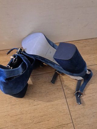 Zapatos de tacón azul