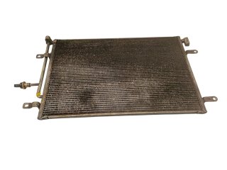Condensador / radiador  aire acondicionado AUDI