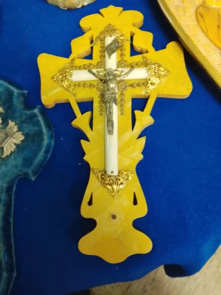 Figuras religiosas antiguas
