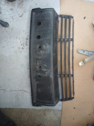 Moldura Parachoques BMW E34