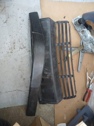 Moldura Parachoques BMW E34