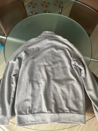 Sudadera Adidas Gris con Rayas Negras