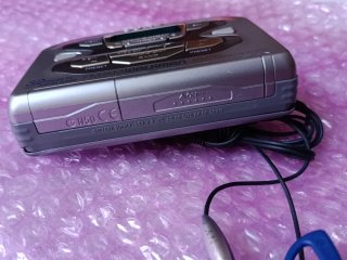 Walkman Sony FM/AM Mega Bass WM-FX491