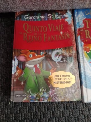 Dos libros Gerónimo stilton