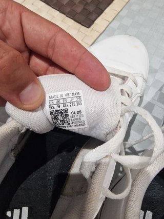 Zapatillas Adidas Superstar Doradas y Blancas