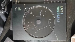 Álbum BTS LOVE YOURSELF Tear