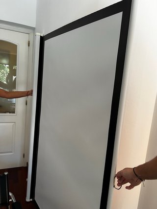 Pantalla Proyector Enrollable 80”