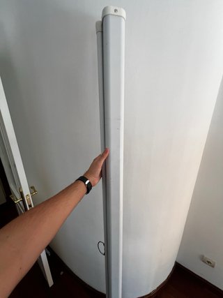 Pantalla Proyector Enrollable 80”