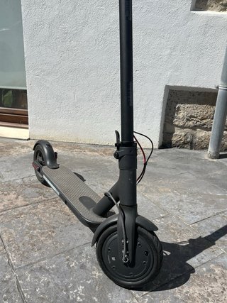 Patinete Eléctrico Xiaomi M365 esta como nuevo.