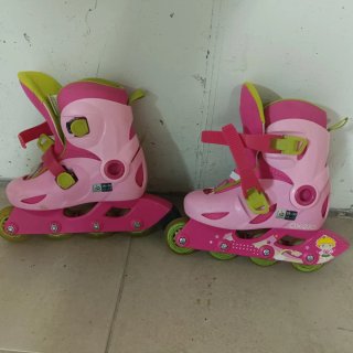 Patines en línea rosas y verdes talla 28-30