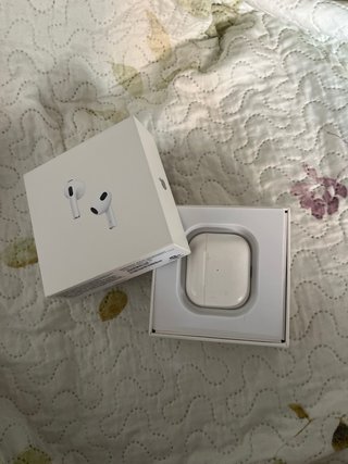 Airpods Apple Blancos (tercera generación)