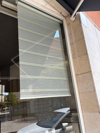 Cortina Enrollable Efecto Lino Natural Motorizada
