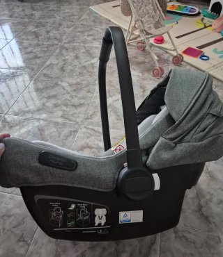 Silla de auto Nuna Turtle Air