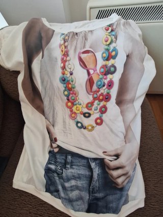 Camiseta Molona