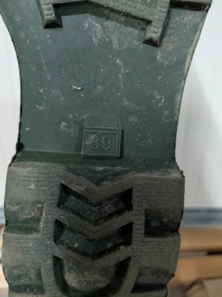 Botas de agua verdes y multicolor