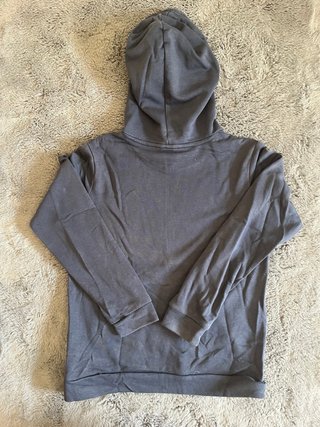 Sudadera Adidas gris con logo