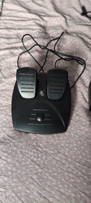 Volante SuperDrive SV 250 con Pedales