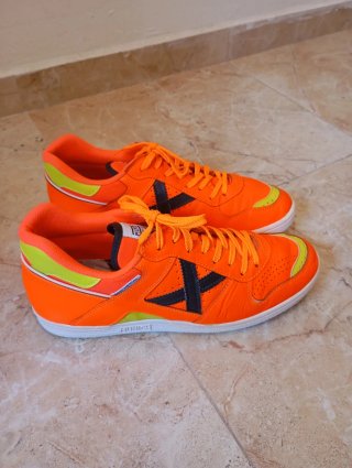 Zapatillas Munich Naranja y Amarillo Talla 44
