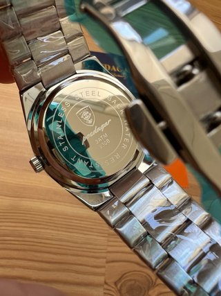 Reloj Poedagar 930 nuevo.