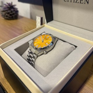 Citizen Tsuyosa 40mm Amarillo Automático