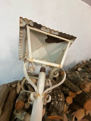 Farola de forja vintage para restaurar