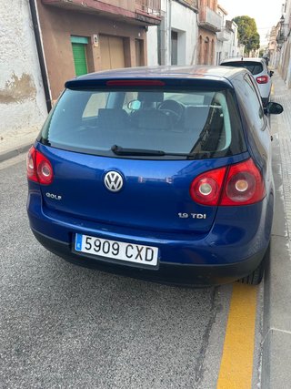 Volkswagen Golf 2004