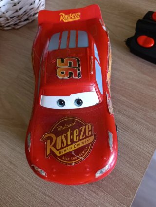 Coche teledirigido Rayo McQueen95