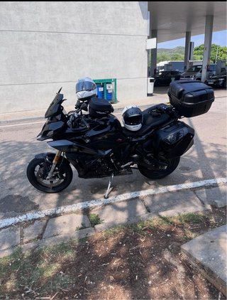 BMW S1000XR Negra