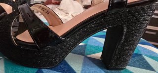 Sandalias tacón negras