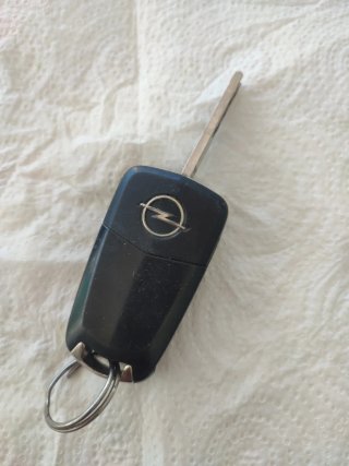 Mando Llave Opel