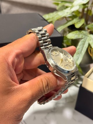 Citizen Tsuyosa Crema Inox 40mm Automático