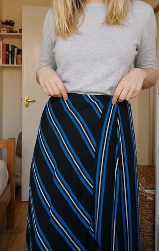 Falda midi rayas abertura Talla M