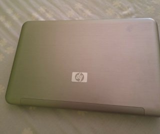 HP Mini Portátil Plata y Negro