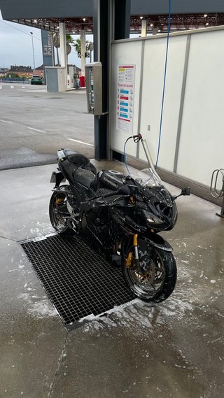 Kawasaki ZX6R 2006