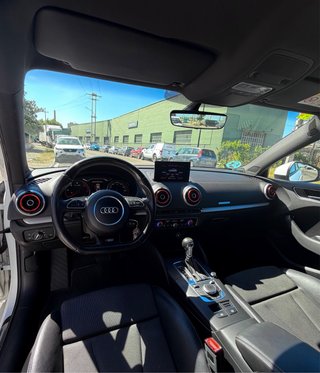 AUDI A3 TDI limousine S-line