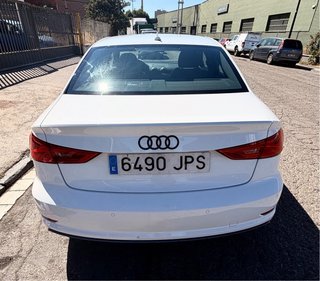 AUDI A3 TDI limousine S-line