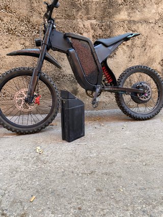 Bicicleta electrica estilo surron