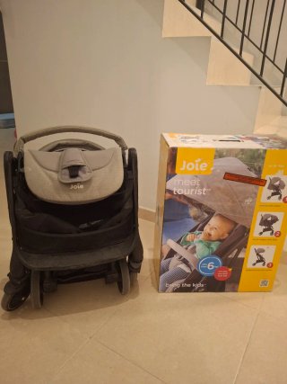 Carrito bebé Joie gris