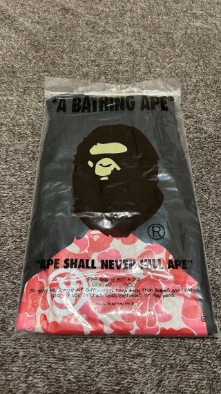 Maglia BAPE Taglia L - Nero e Rosa