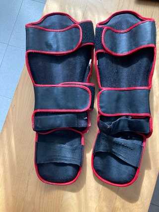 Guantes Top King 12oz + Espinilleras