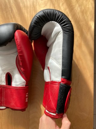 Guantes Top King 12oz + Espinilleras