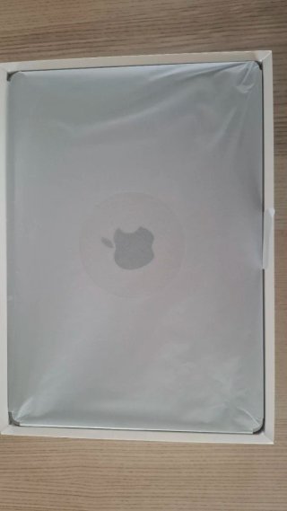 MacBook Air M2 13 256GB 16GB RAM Plata-Nueva